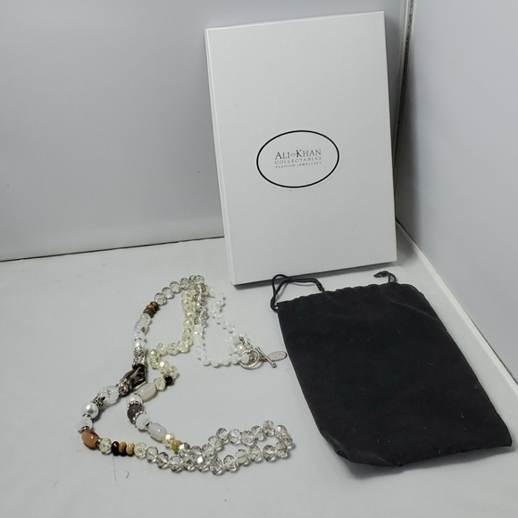 Ali Khan multi color beaded necklace with gift box - Picture 2 of 7